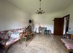 BIVIO DI RAVI VILLETTA INDIPENDENTE CON GIARDINO