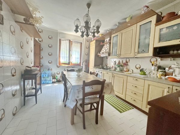 GAVORRANO APPARTAMENTO CON GRANDE TERRAZZO VISTA MARE