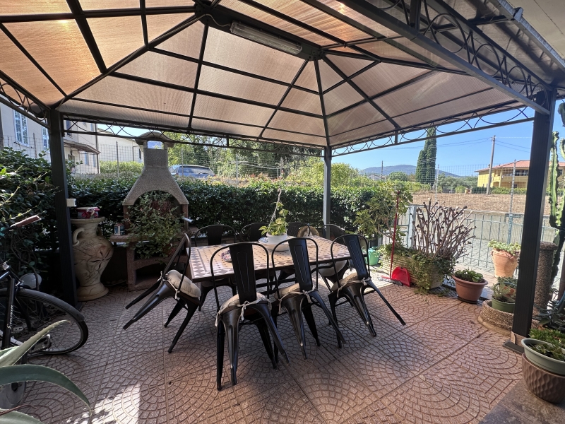 BAGNO DI GAVORRANO BELLISSIMO TERRATETTO CON GIARDINO